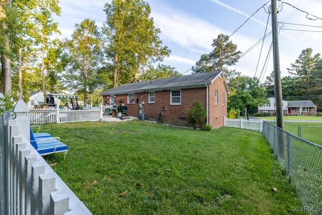 $225,000 | 504 6th Street, Blackstone, VA 23824