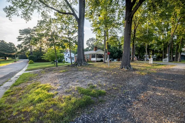 $225,000 | 504 6th Street, Blackstone, VA 23824