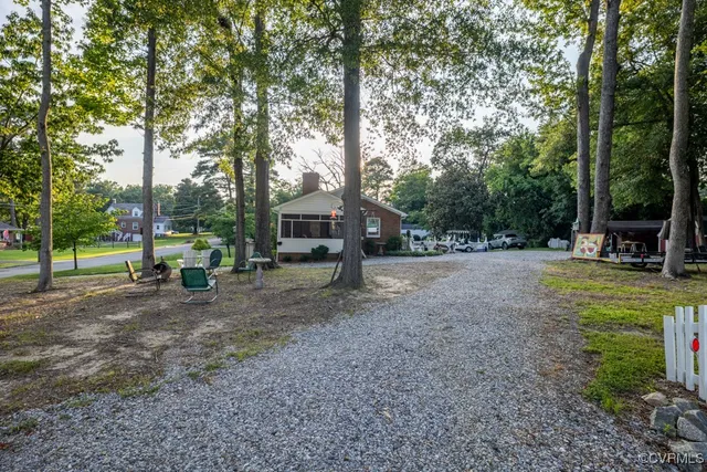 $225,000 | 504 6th Street, Blackstone, VA 23824