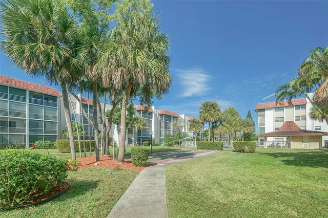 $95,000 | 3531 Inverrary Drive, Unit 407, Lauderhill, FL 33319