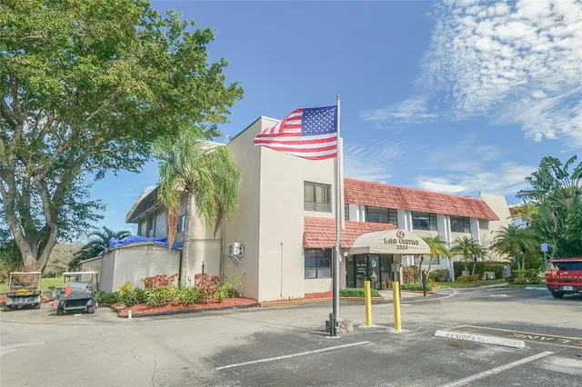 $95,000 | 3531 Inverrary Drive, Unit 407, Lauderhill, FL 33319