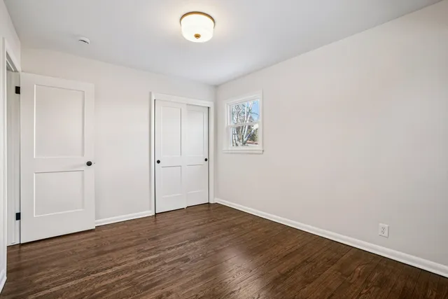 $448,800 | 6936 North Braeburn Lane, Glendale, WI 53209