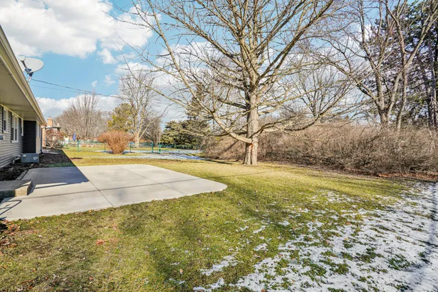 $448,800 | 6936 North Braeburn Lane, Glendale, WI 53209