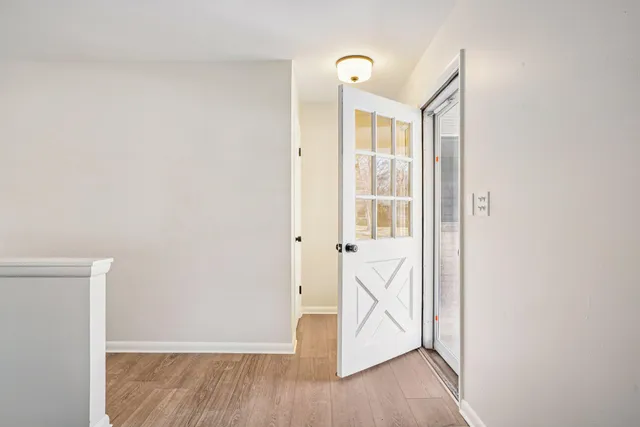 $448,800 | 6936 North Braeburn Lane, Glendale, WI 53209