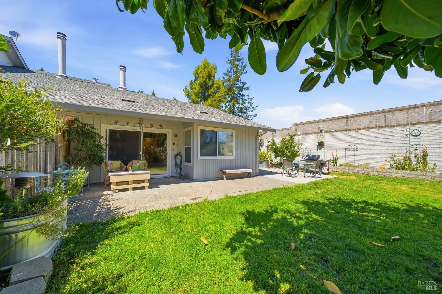7078 Avenida Cala Rohnert Park, CA 94928 - Photo 22 of 46