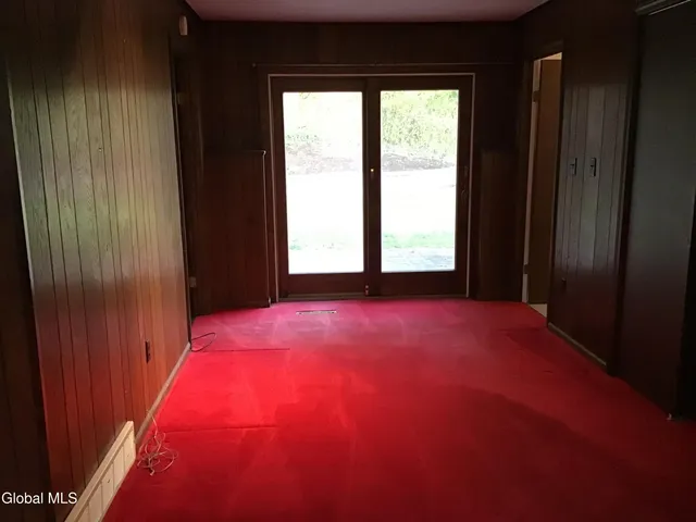 $569,900 | 9 Laurel Drive, Colonie, NY 12211