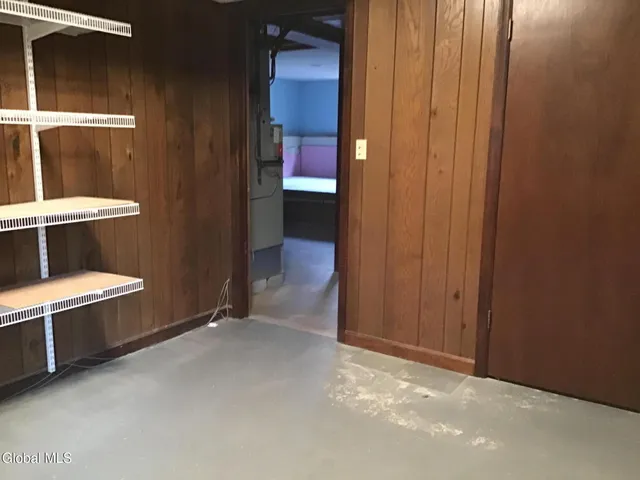 $569,900 | 9 Laurel Drive, Colonie, NY 12211