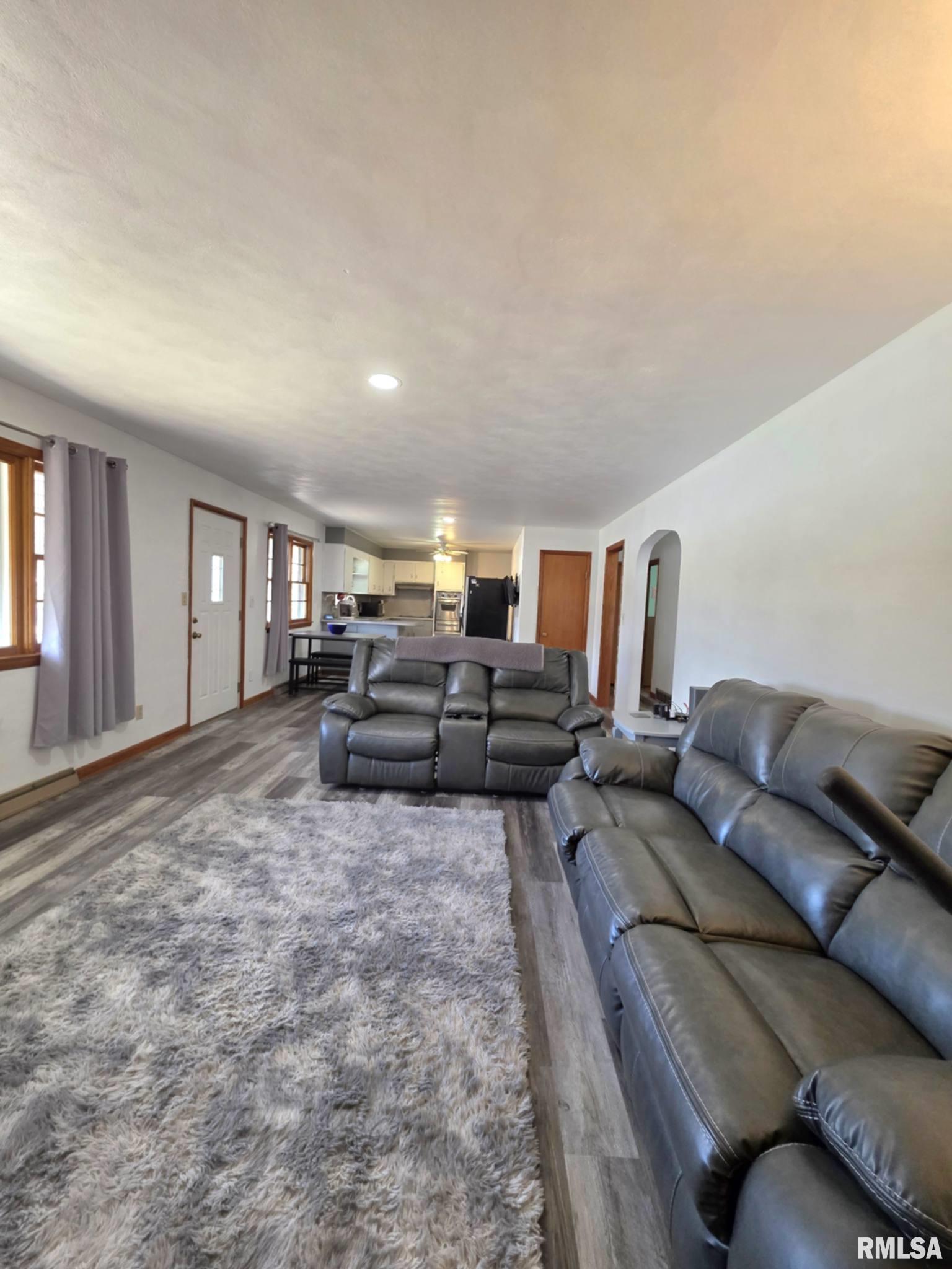 836 Santa Maria Drive Quincy, IL 62305 - Photo 11 of 46