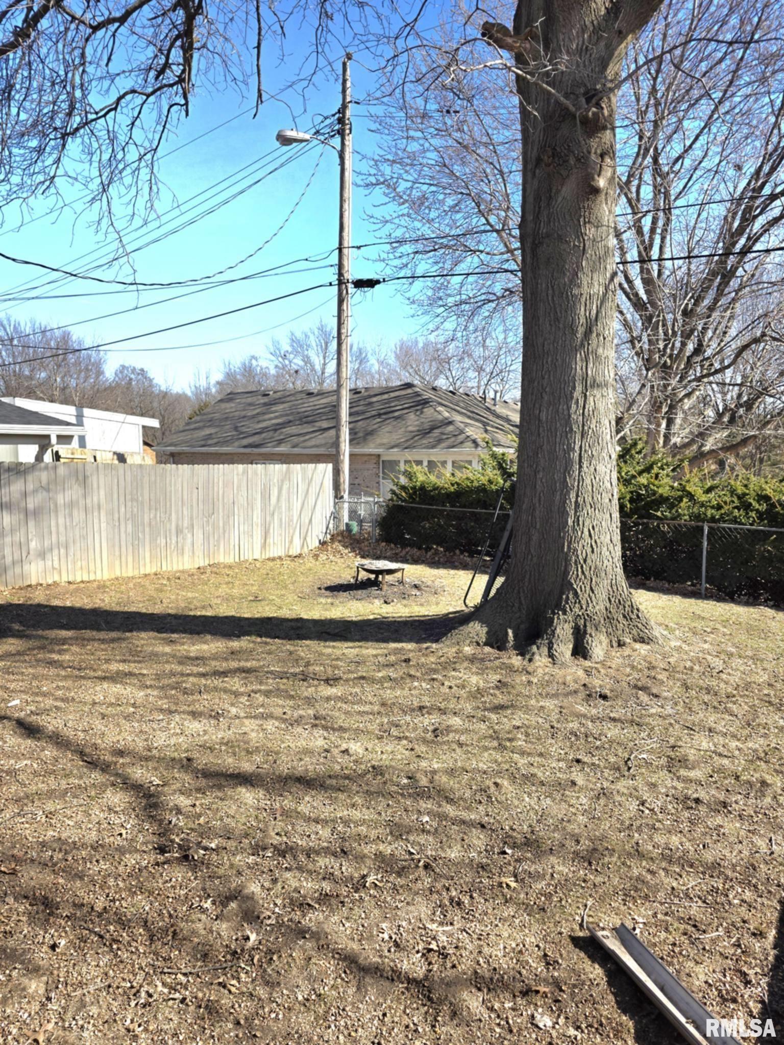 836 Santa Maria Drive Quincy, IL 62305 - Photo 34 of 46