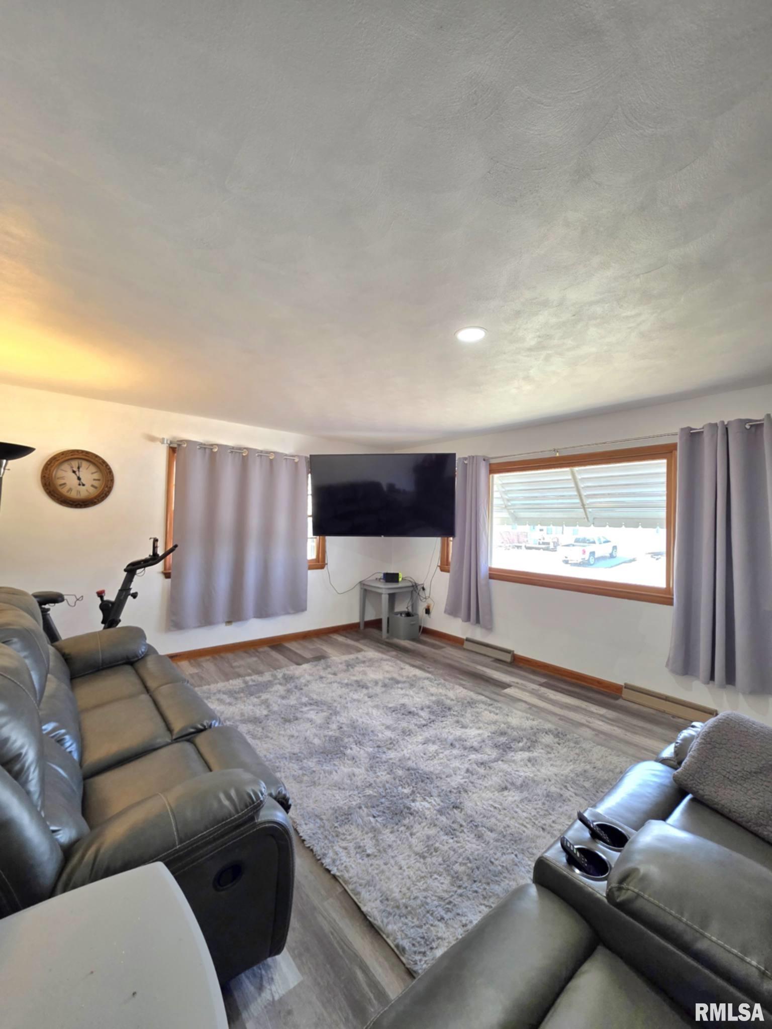 836 Santa Maria Drive Quincy, IL 62305 - Photo 9 of 46