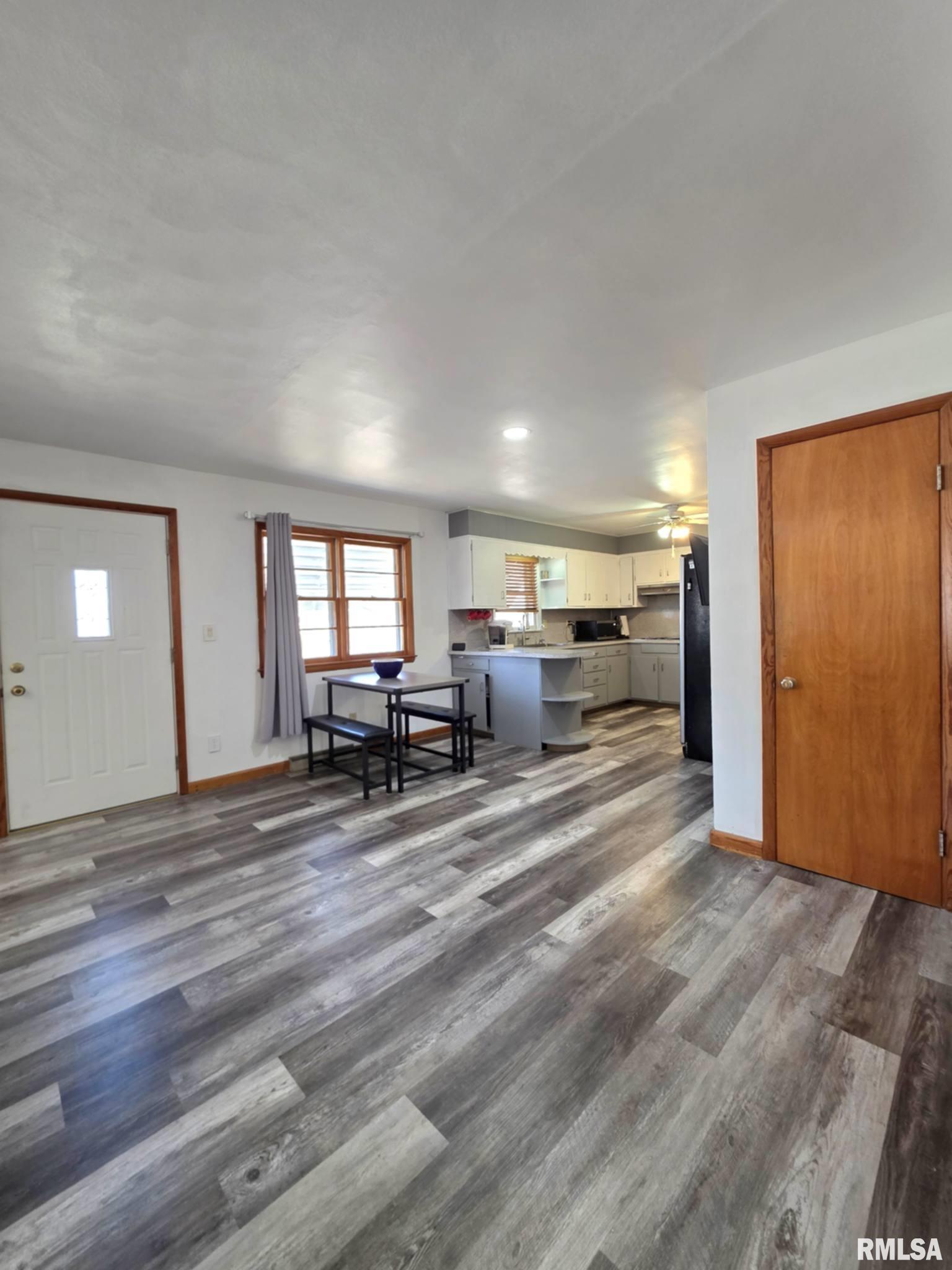 836 Santa Maria Drive Quincy, IL 62305 - Photo 10 of 46