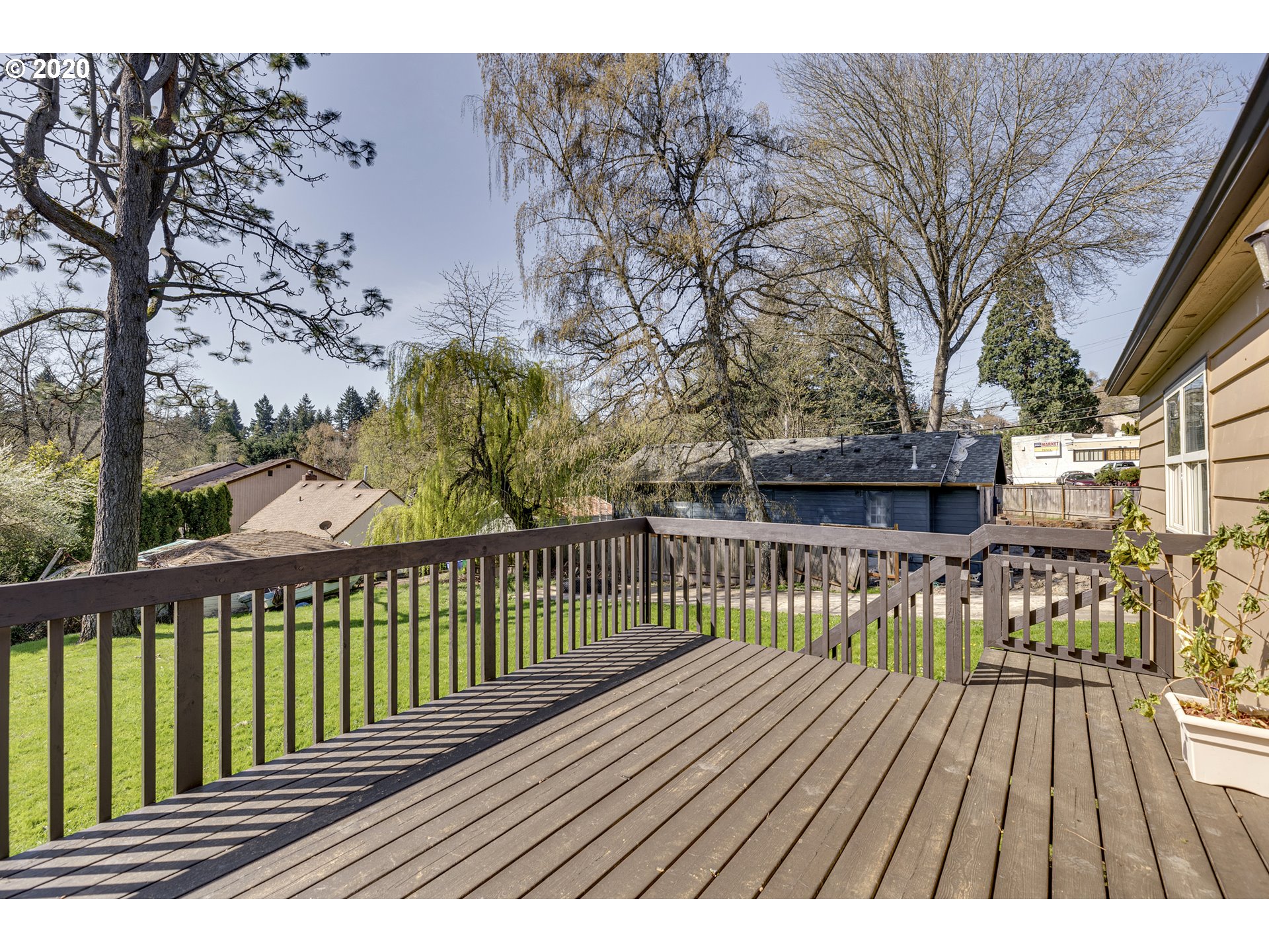 1040 Southwest Taylors Ferry Road Portland, OR 97219 - Photo 19 of 23 Gallery Image 19