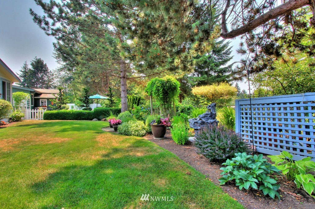 24310 S Park Bothell, WA 98021 - Photo 23 of 25