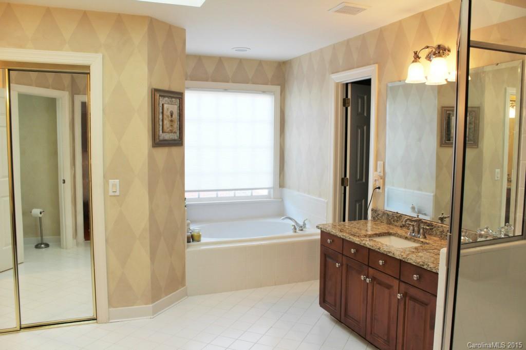 134 Sardis Pointe Road Matthews, NC 28105 - Photo 16 of 24 Gallery Image 16