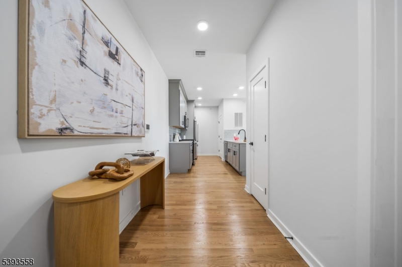 37 Farrand Street, Unit 402 Bloomfield, NJ 07003 - Photo 14 of 37