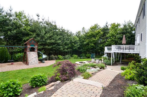 64 Highridge Road Bellingham, MA 02019 - Photo 16 of 19 Gallery Image 16