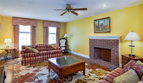 64 Highridge Road Bellingham, MA 02019 - Photo 6 of 19 Gallery Image 6