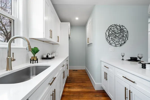 $999,000 | 11 Quincy Avenue, Norwood, MA 02062