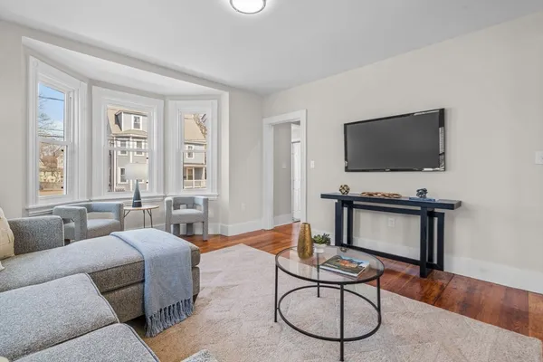 $999,000 | 11 Quincy Avenue, Norwood, MA 02062