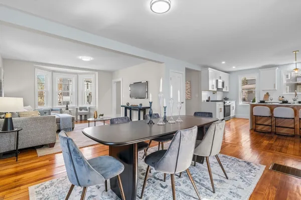 $999,000 | 11 Quincy Avenue, Norwood, MA 02062