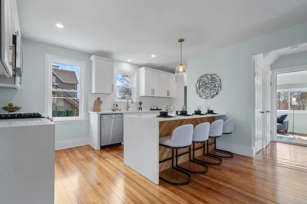 $999,000 | 11 Quincy Avenue, Norwood, MA 02062