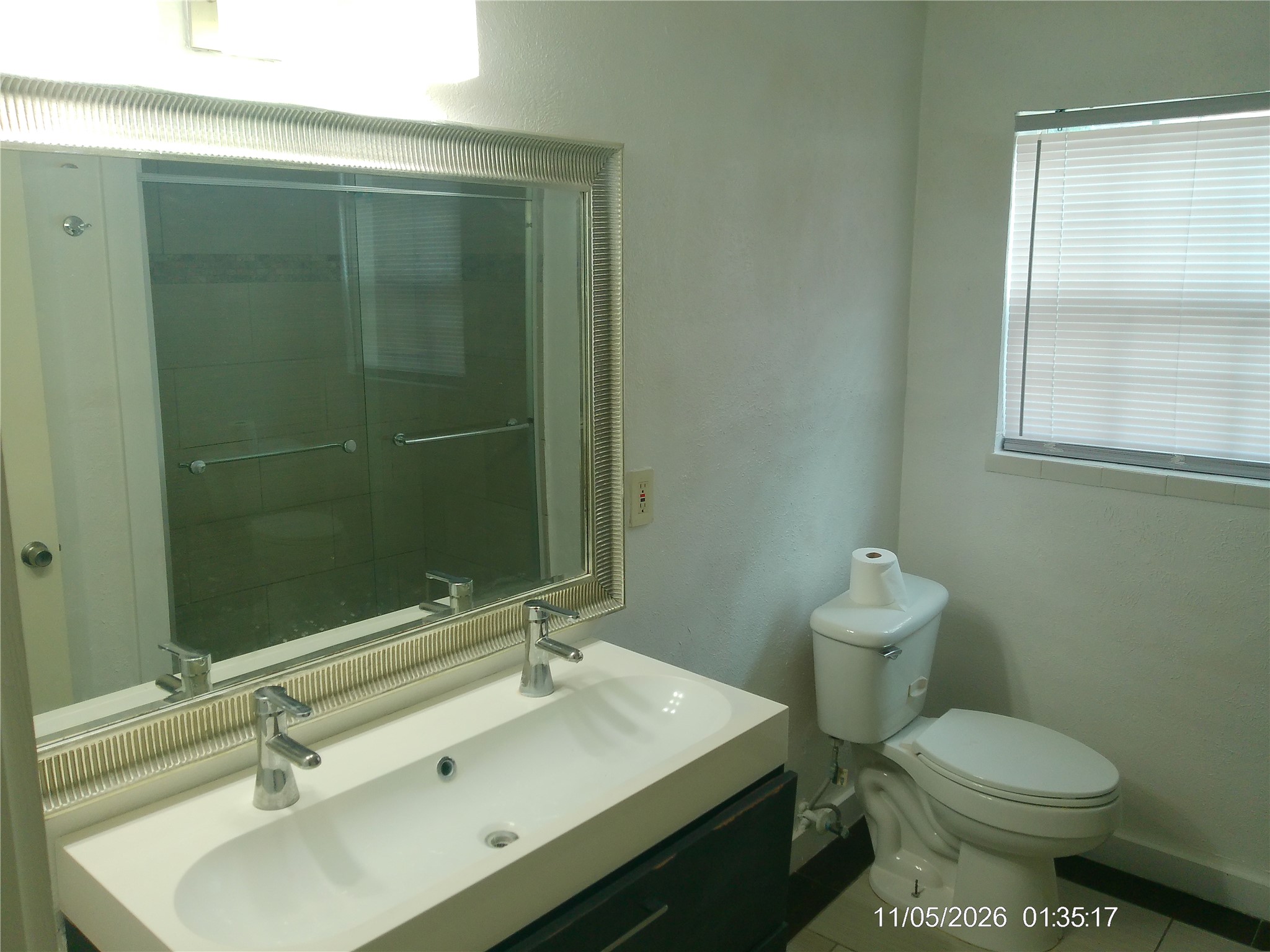 5319 Newkirk Lane Houston, TX 77021 - Photo 15 of 20 BATHROOM