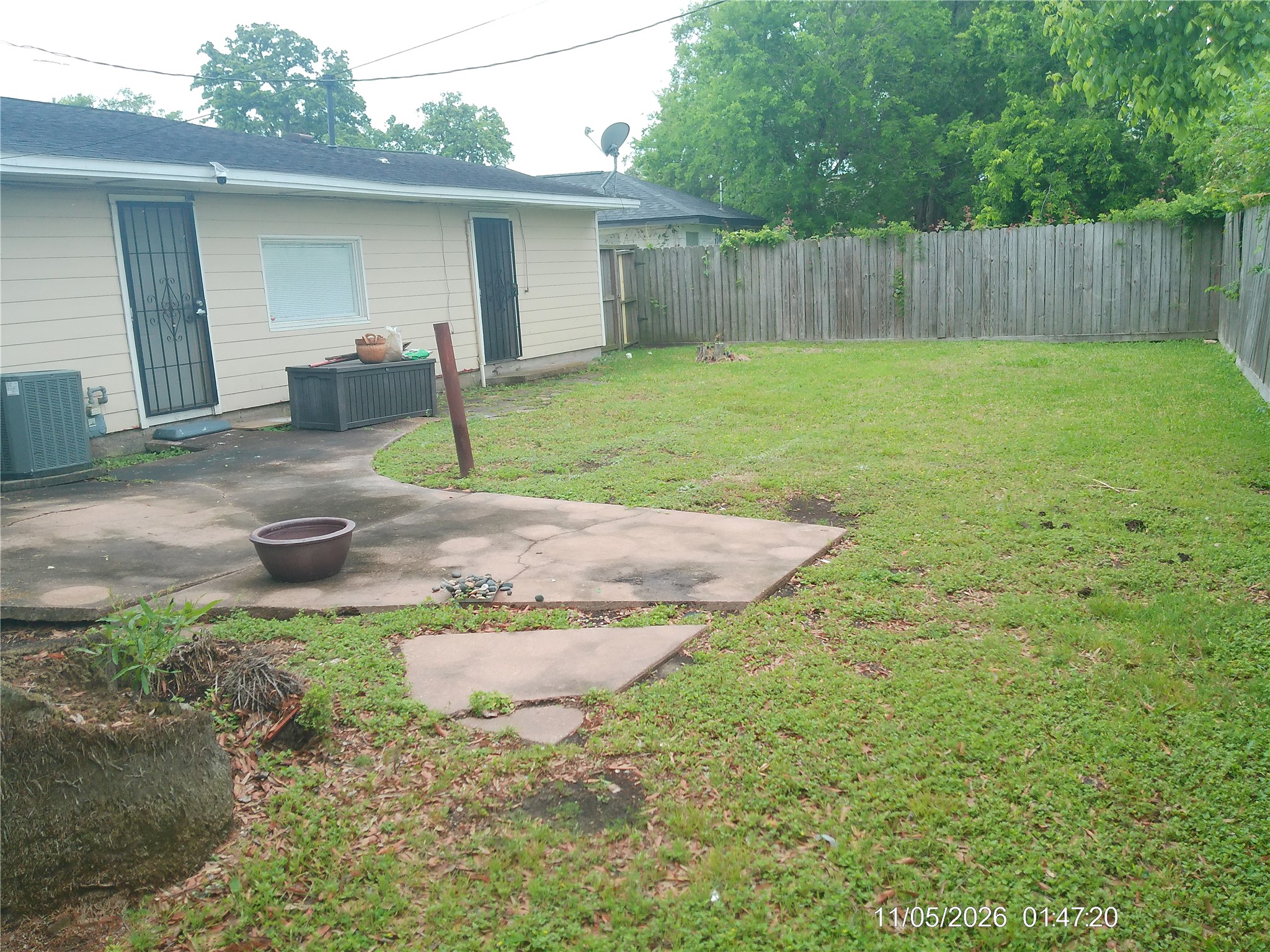5319 Newkirk Lane Houston, TX 77021 - Photo 19 of 20 BACKYARD