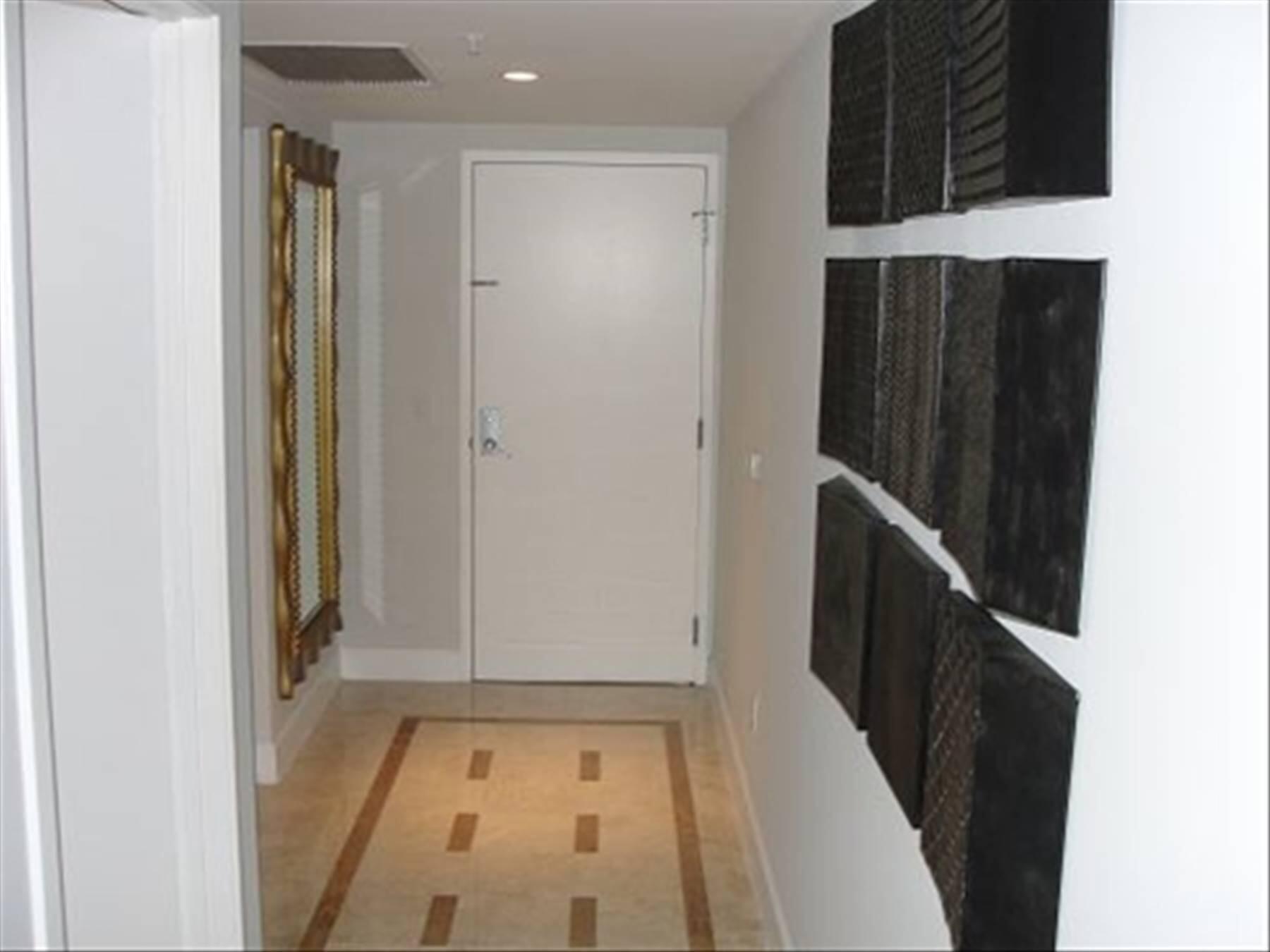 185 Southwest 7th Street, Unit 1802 Miami, FL 33130 - Photo 12 of 39 16051844-12