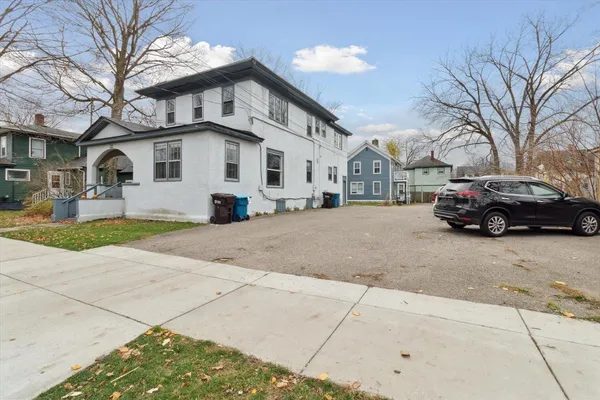 $499,900 | 809-807 West Cedar Street, Kalamazoo, MI 49007
