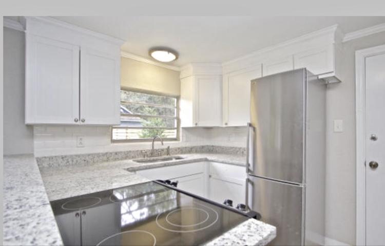 490 Woodland Shores Road, Unit A Charleston, SC 29412 - Photo 3 of 5 Duplex A Kitchen 2