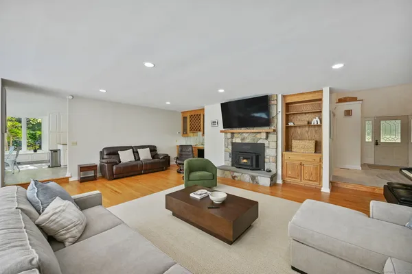 $3,550,000 | 5 Sail Harbour Drive, Sherman, CT 06784