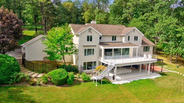 $3,550,000 | 5 Sail Harbour Drive, Sherman, CT 06784
