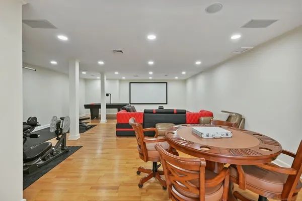 $3,550,000 | 5 Sail Harbour Drive, Sherman, CT 06784