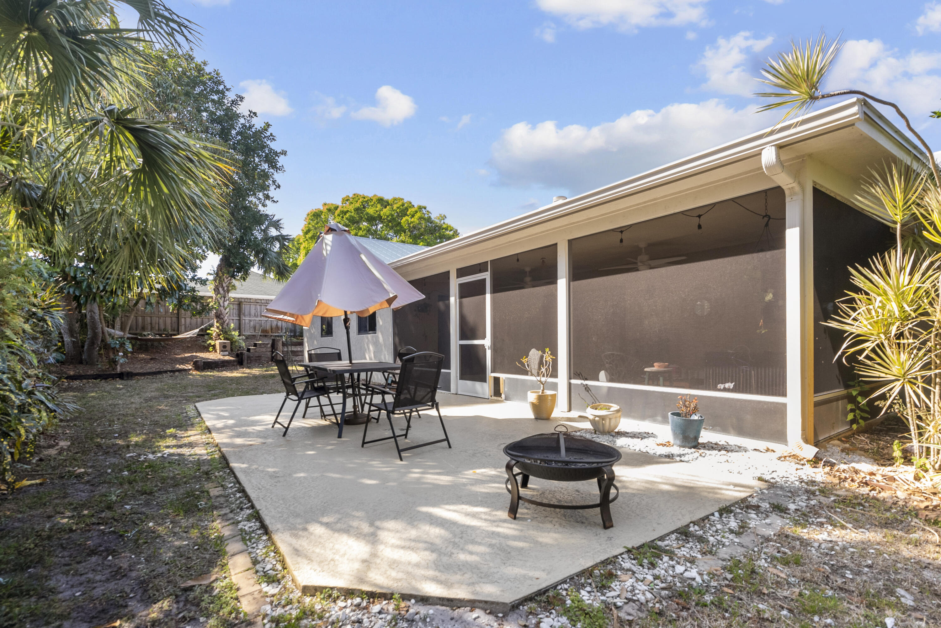 9306 Southeast Karin Street Hobe Sound, FL 33455 - Photo 22 of 55 DSC08544
