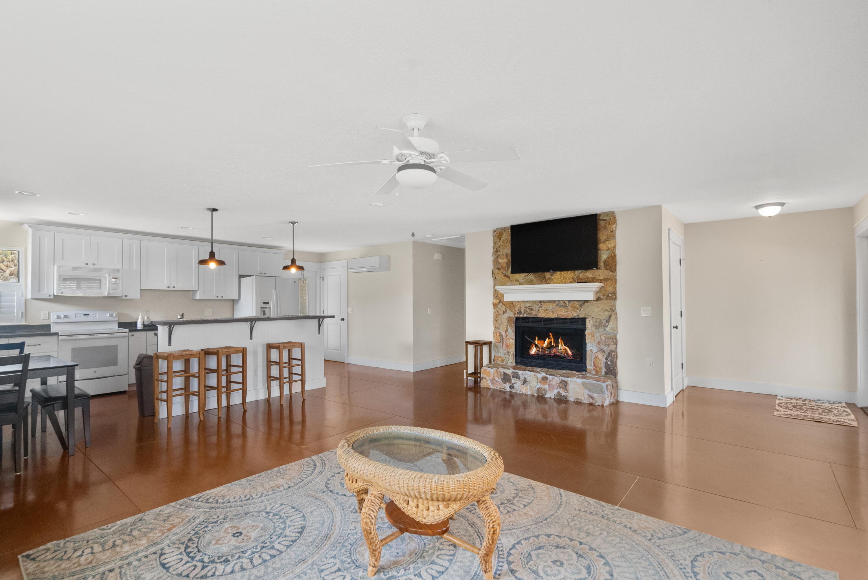 9306 Southeast Karin Street Hobe Sound, FL 33455 - Photo 26 of 55 DSC08336