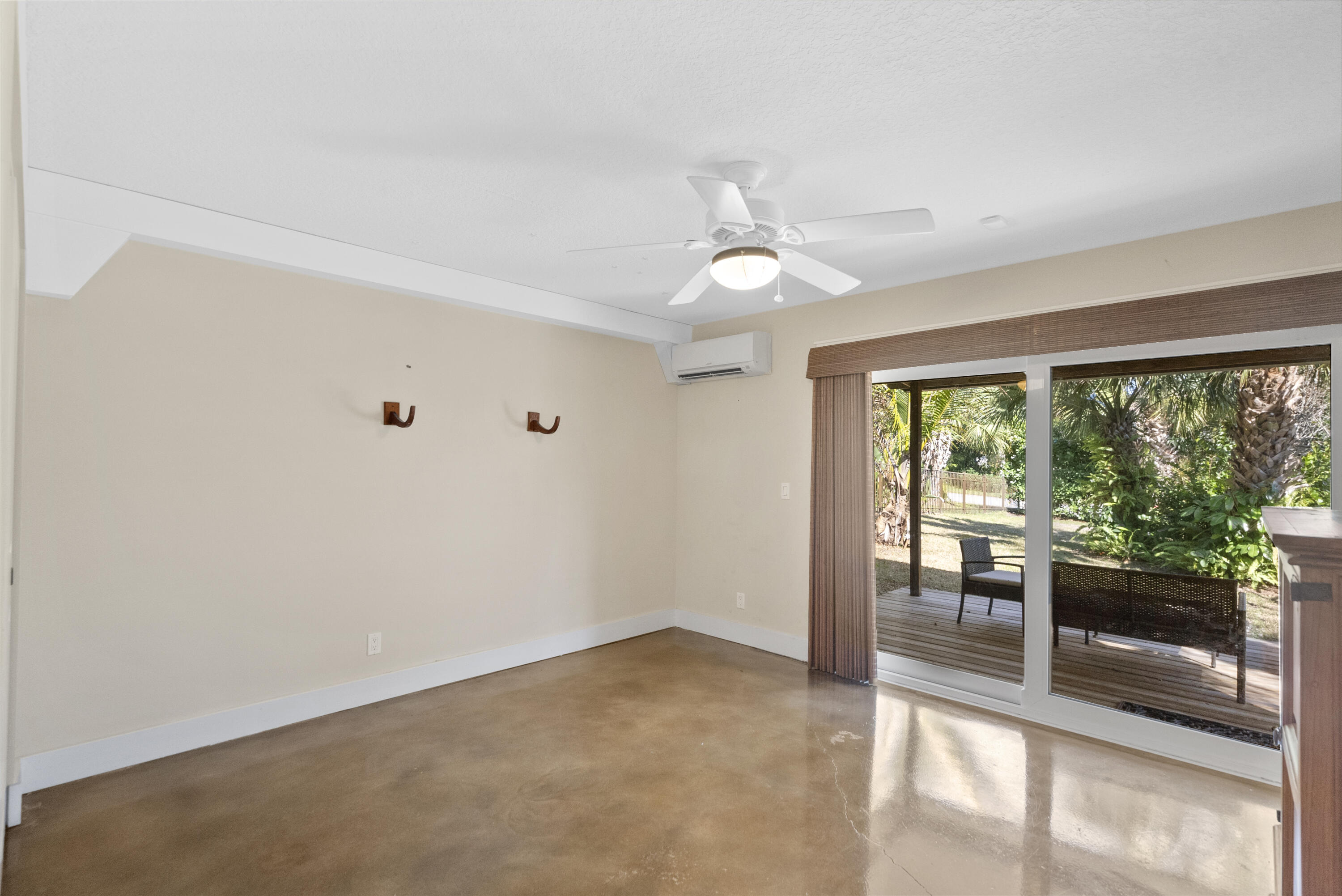 9306 Southeast Karin Street Hobe Sound, FL 33455 - Photo 33 of 55 DSC08391