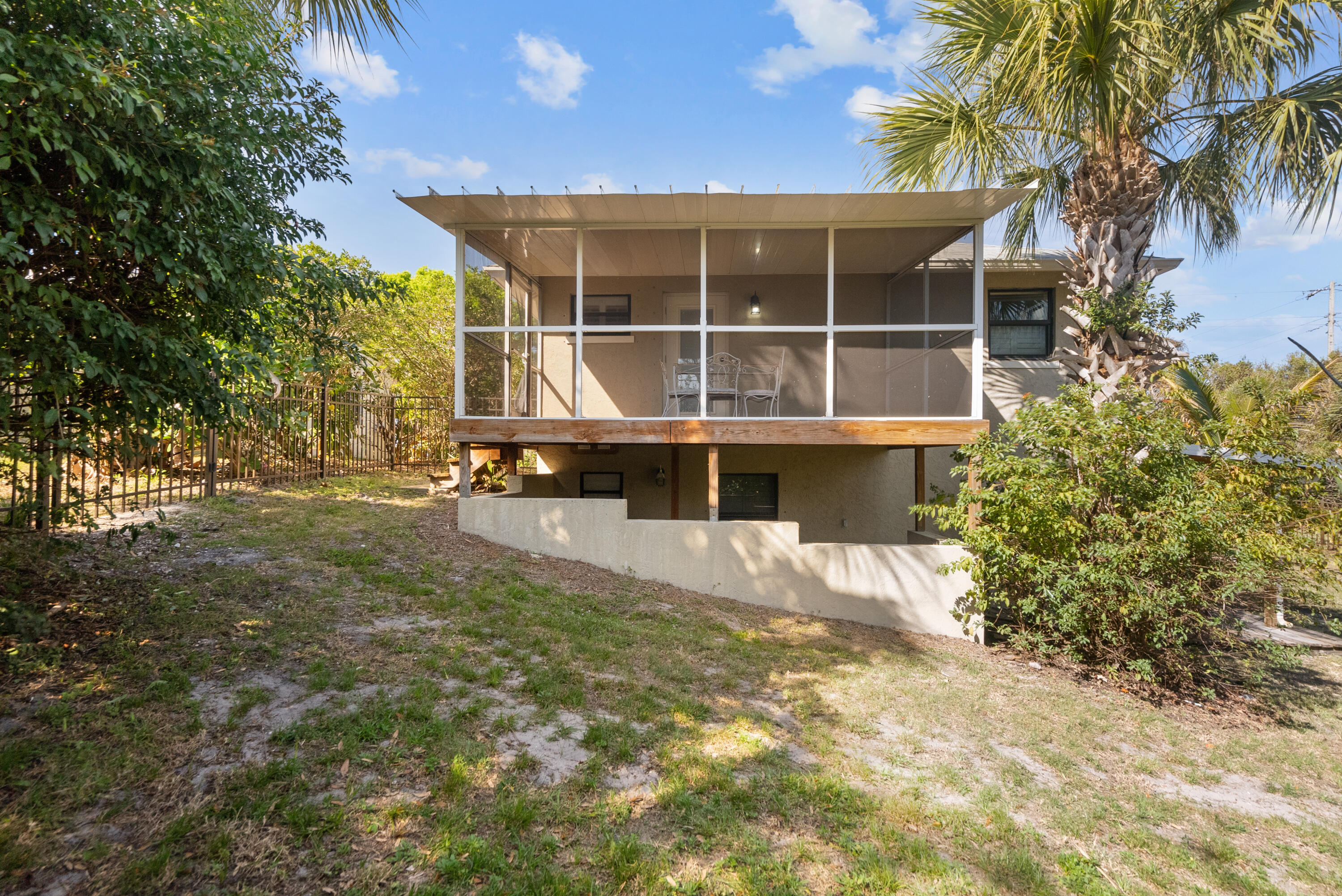 9306 Southeast Karin Street Hobe Sound, FL 33455 - Photo 44 of 55 DSC08426
