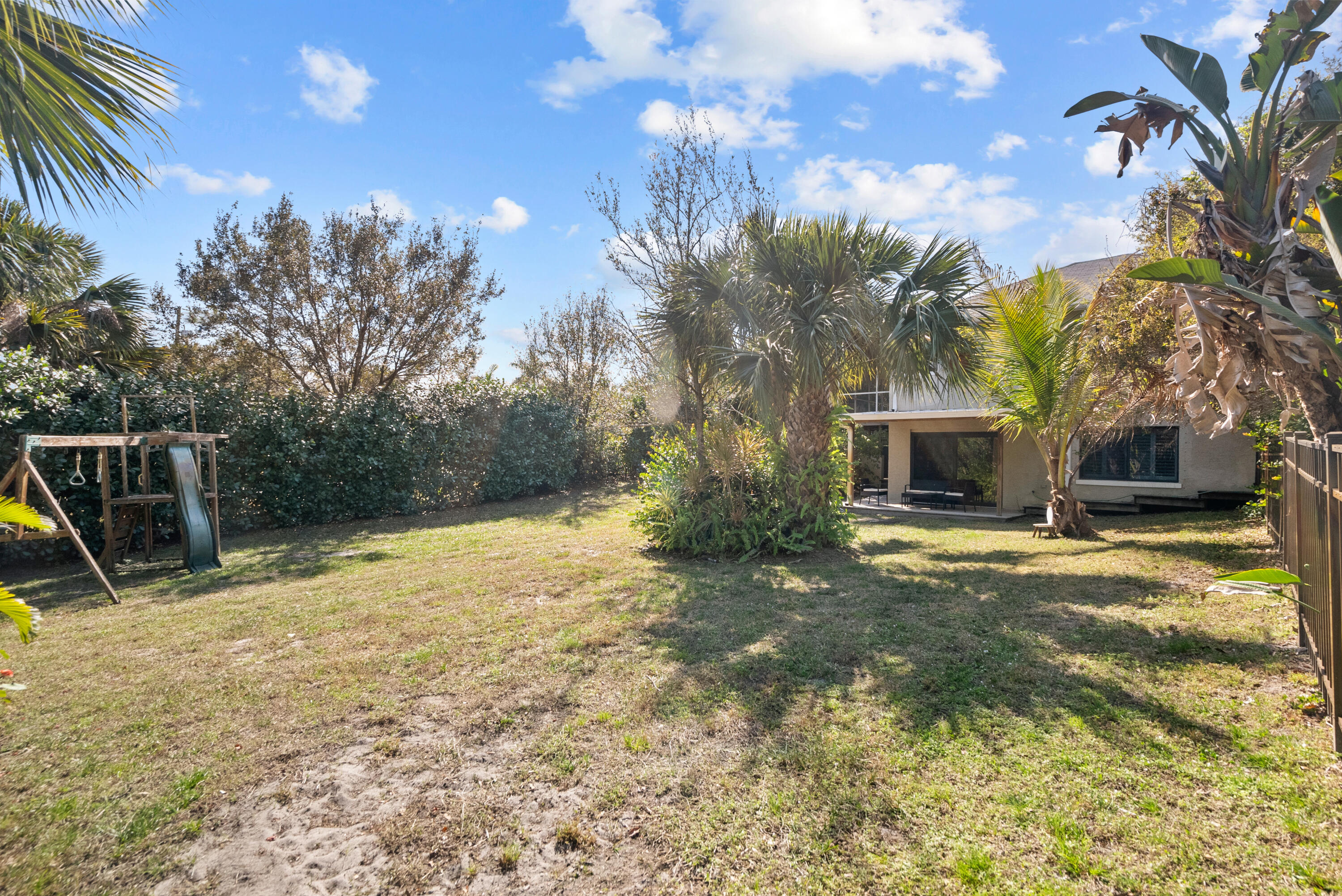 9306 Southeast Karin Street Hobe Sound, FL 33455 - Photo 45 of 55 DSC08416