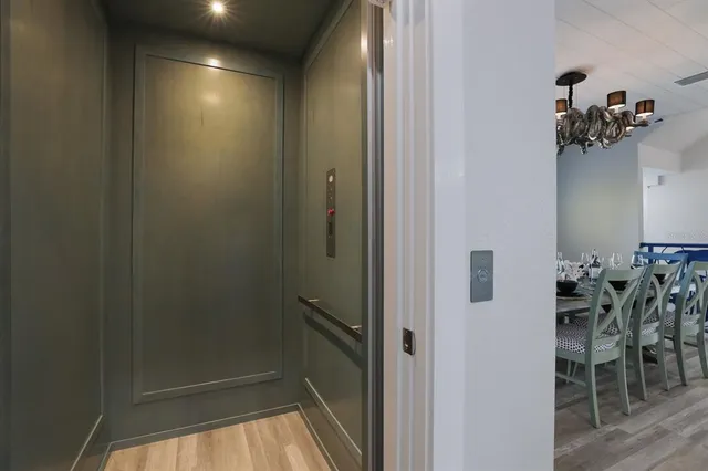 $4,499,000 | 112 Mangrove Avenue, Anna Maria, FL 34216