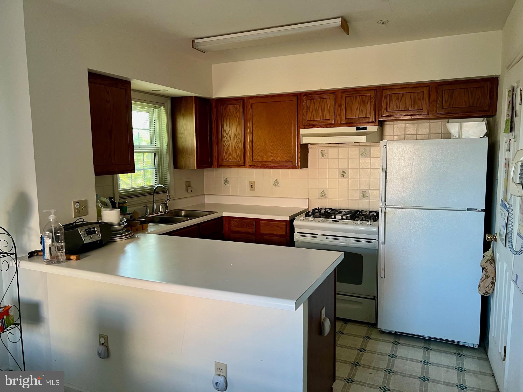 2803 Knox Street Southeast Washington, DC 20020 - Photo 4 of 14