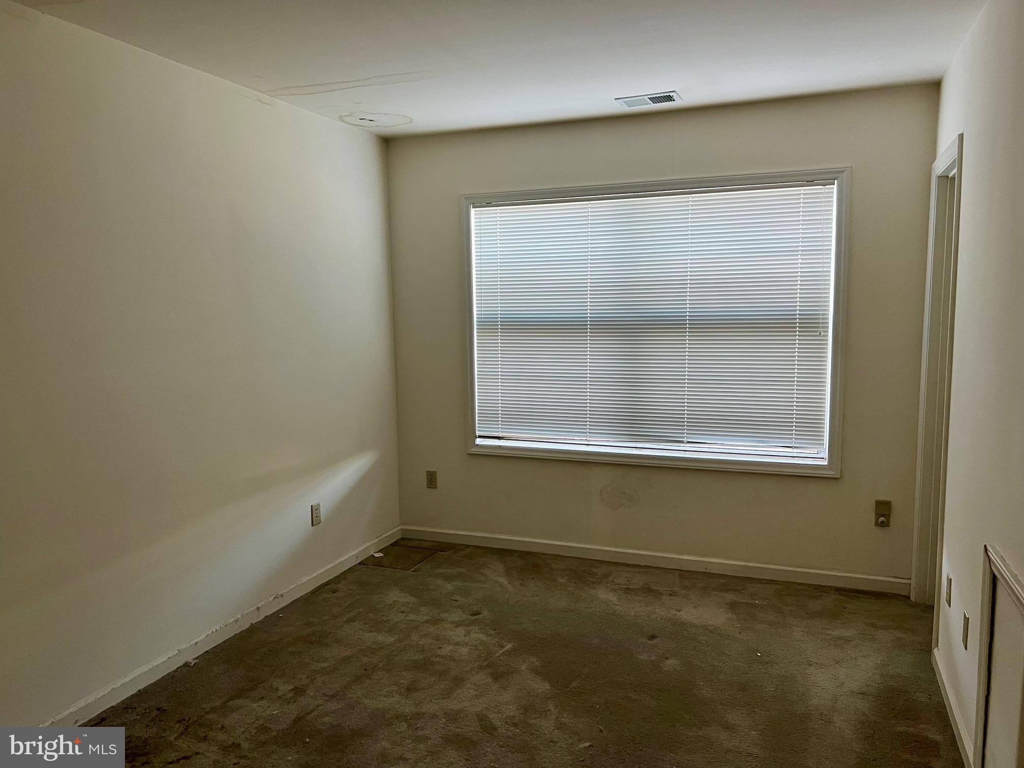 2803 Knox Street Southeast Washington, DC 20020 - Photo 10 of 14