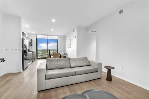 $12,000 | 398 Northeast 5th Street, Unit PH4701, Miami, FL 33132