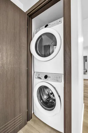 $12,000 | 398 Northeast 5th Street, Unit PH4701, Miami, FL 33132