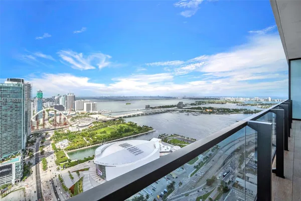 $12,000 | 398 Northeast 5th Street, Unit PH4701, Miami, FL 33132