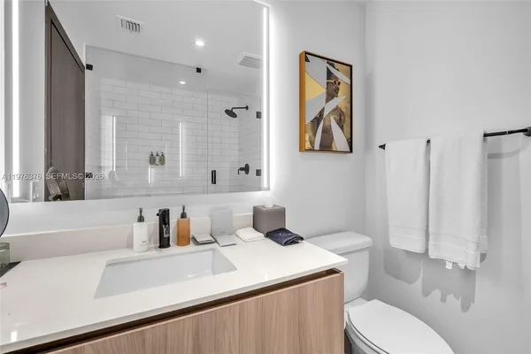 $12,000 | 398 Northeast 5th Street, Unit PH4701, Miami, FL 33132