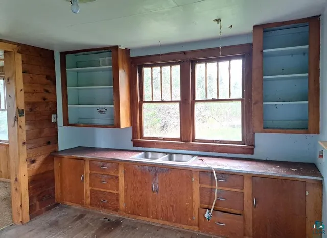 $299,000 | 5421 Highway 61, Hovland, MN 55606