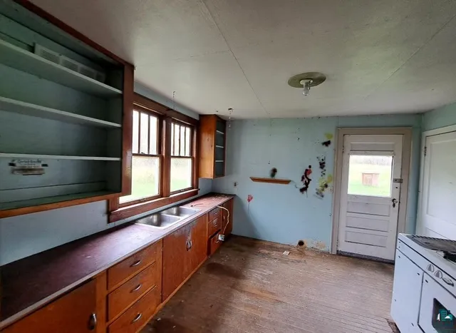 $299,000 | 5421 Highway 61, Hovland, MN 55606