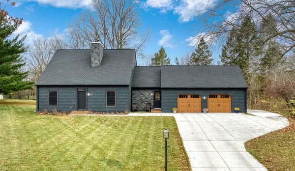 $308,000 | 1544 Brookfield Court, Adrian, MI 49221