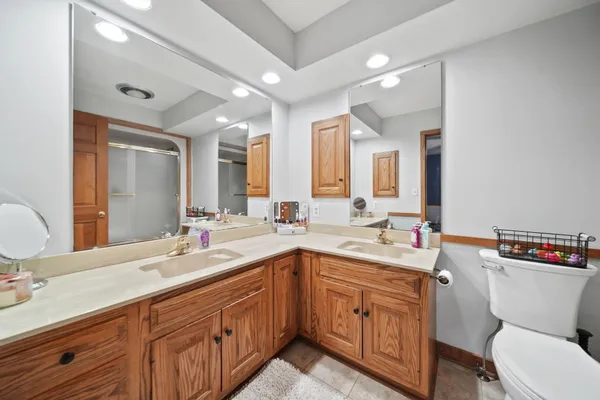 $308,000 | 1544 Brookfield Court, Adrian, MI 49221