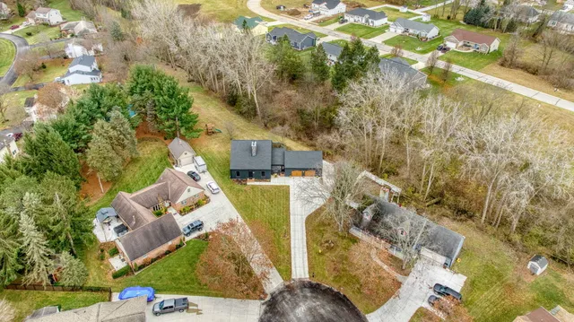 $324,000 | 1544 Brookfield Court, Adrian, MI 49221